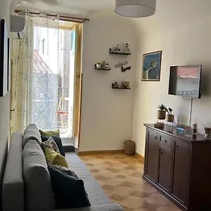 Dans Les Venelles Cefalù