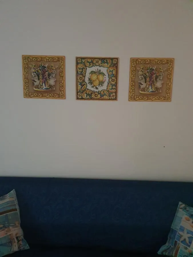 Apartment The Flowers Rooms Cefalu