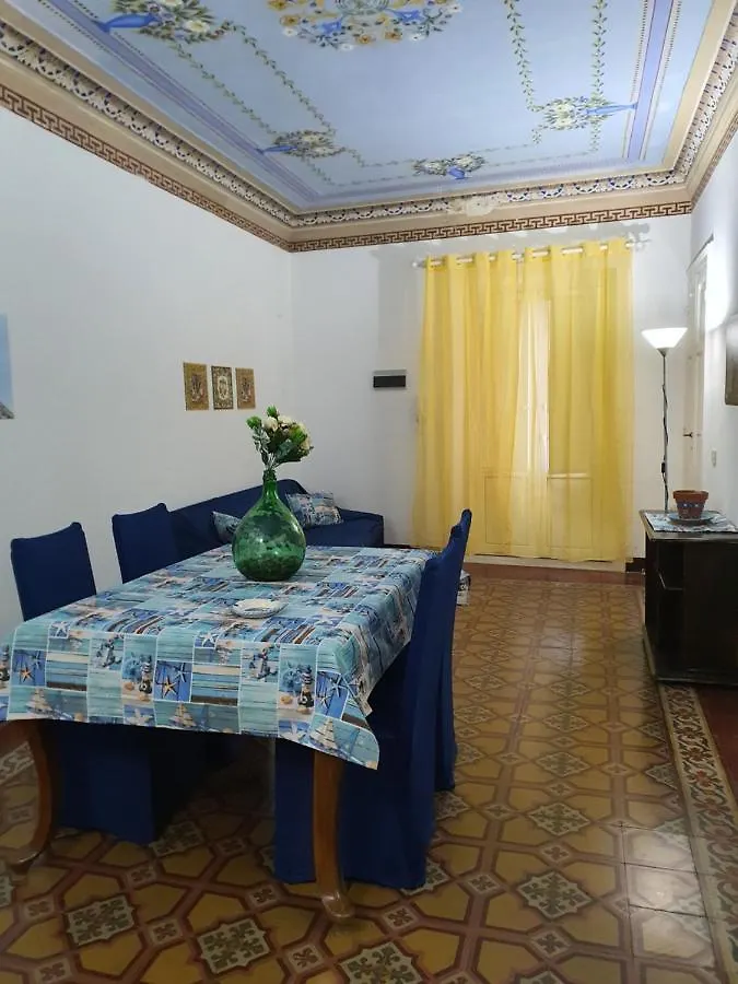 The Flowers Rooms Cefalù Italia