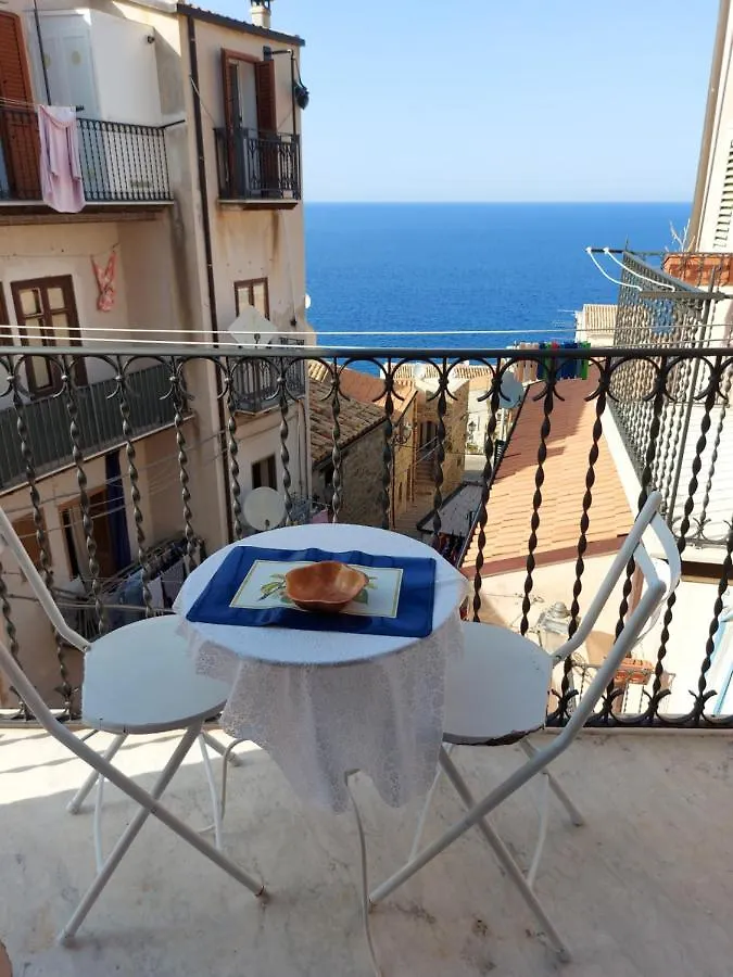 Appartamento The Flowers Rooms Cefalù Italia